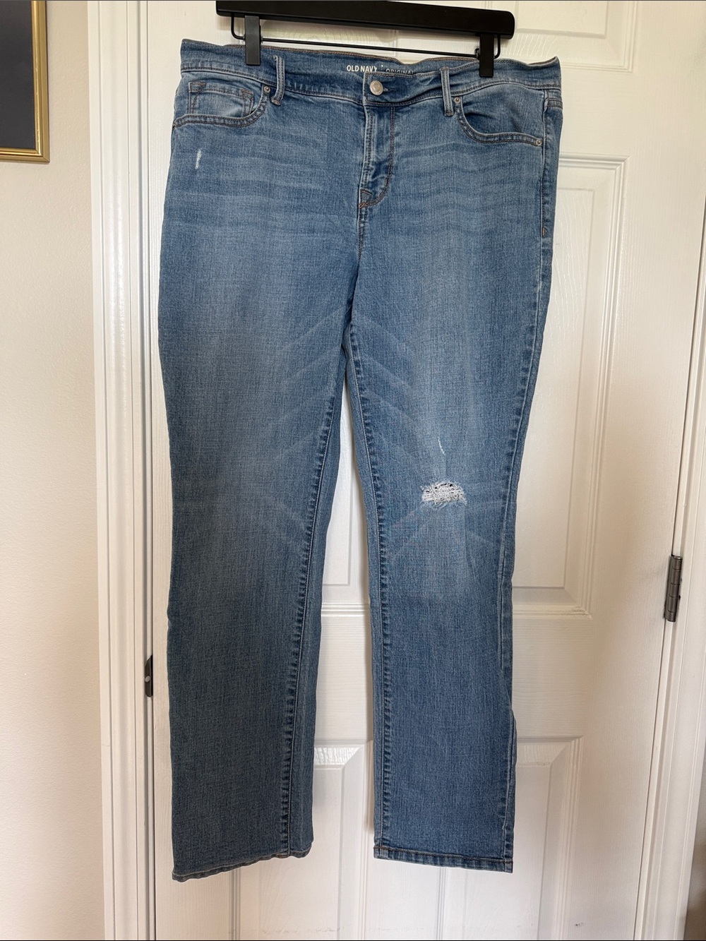 Old Navy Medium Blue Mid Rise Straight-Leg Jeans Sz 12 distressed